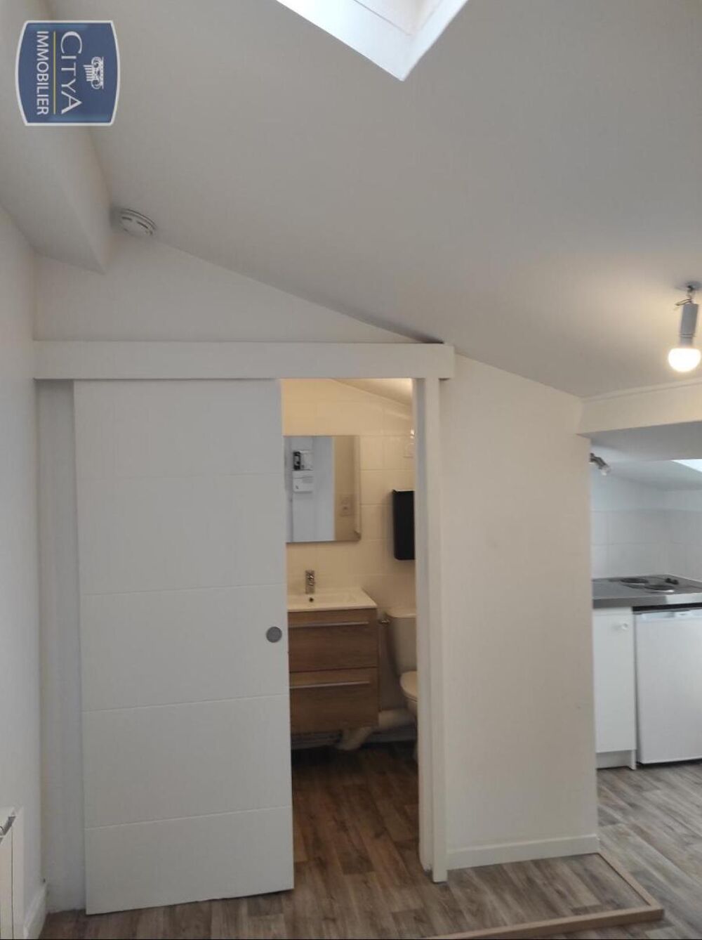 location Appartement - 1 pièce(s) - 10 m² Lyon 2