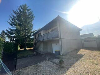  Villa à louer 6 pièces 112 m² Decines