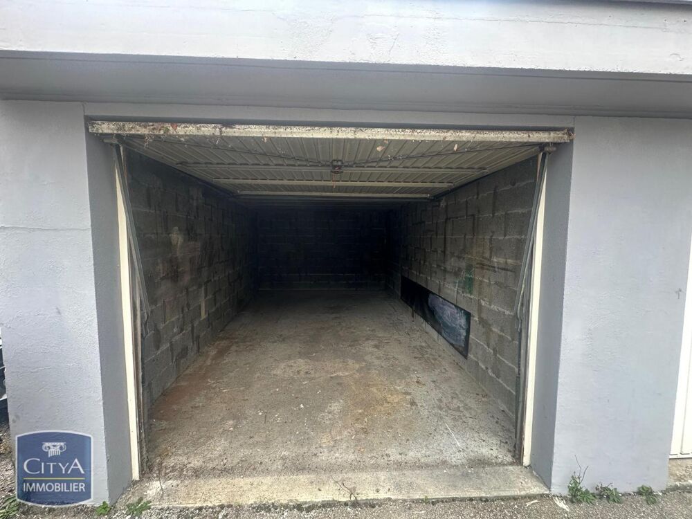 location Parking / Garage - 15 m² Fontaine (38600)