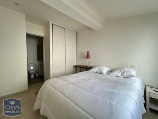  Appartement à louer 2 pièces 32 m²