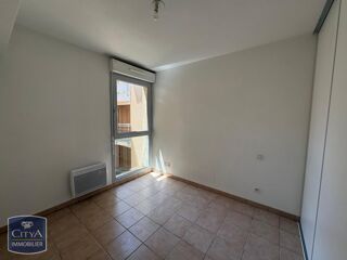  Appartement à louer 3 pièces 65 m²