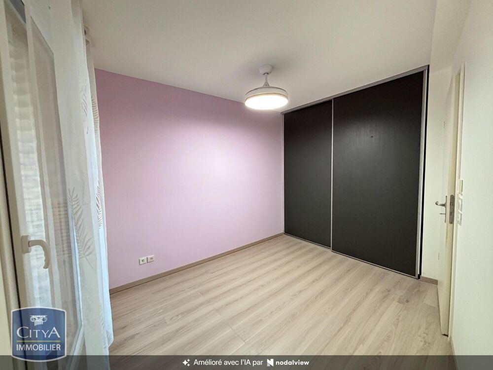GRENOBLE -- Appartement à louer de type 2P+Cuisine d'une....