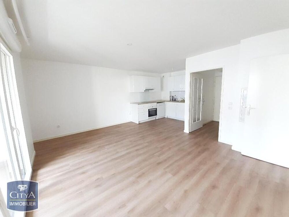 EXCLUSIVITÉ - APPARTEMENT 3 PIECES AVEC DEUX BALCONS - D....