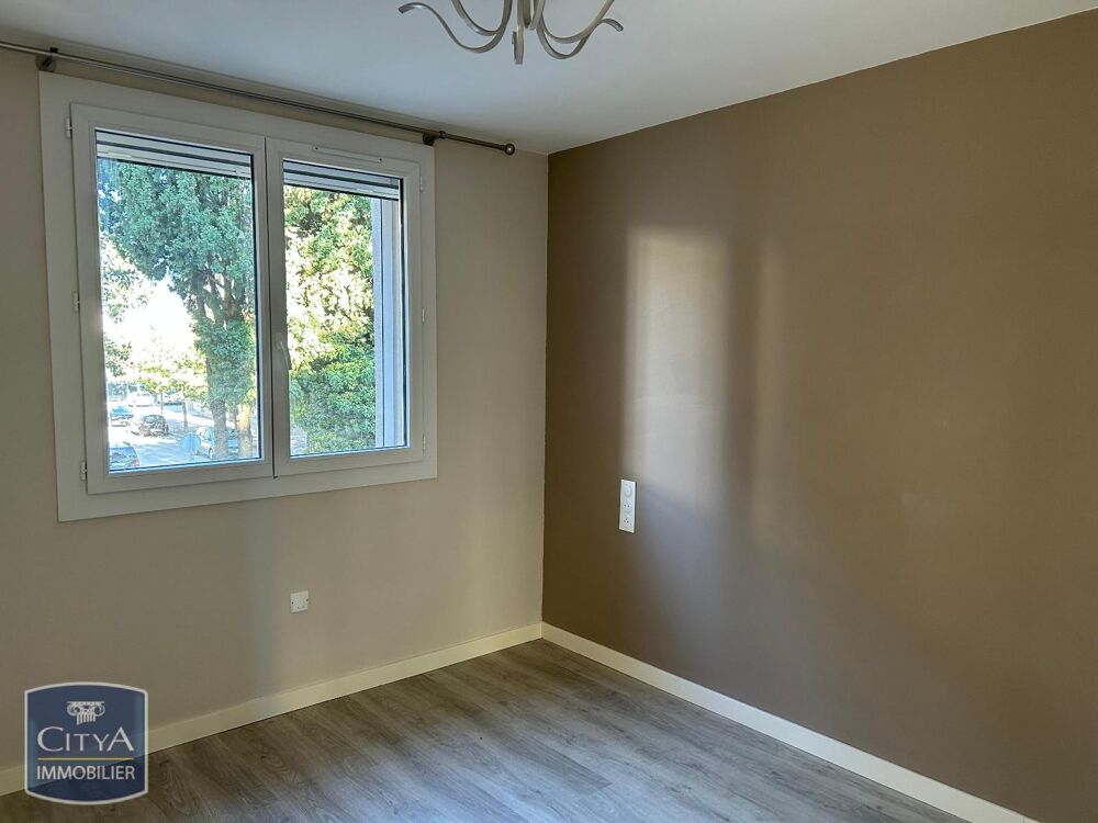 location Appartement - 3 pièce(s) - 62 m² Orange (84100)