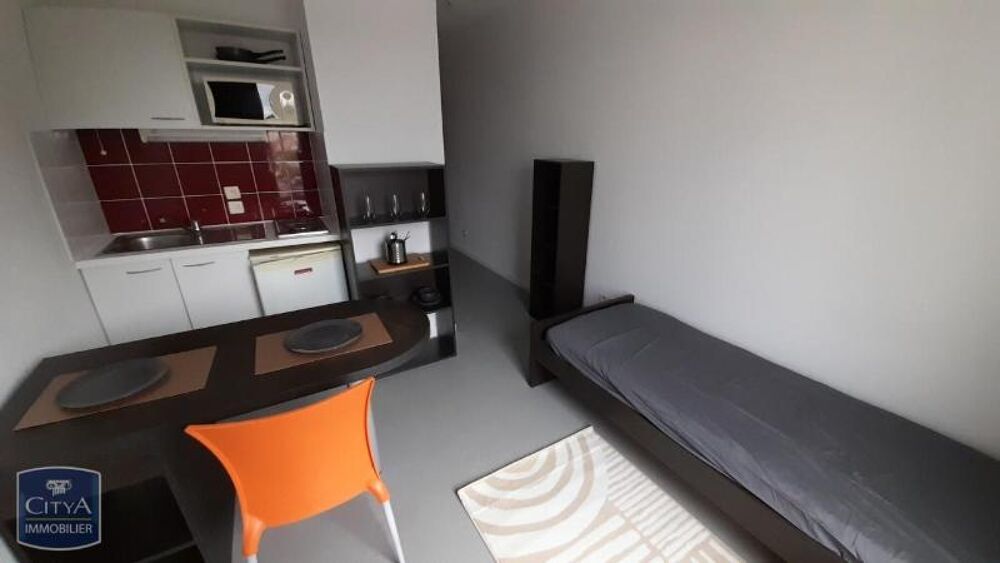 LOCATION - STUDIO MEUBLÉ - 7 COLLINES - PARKING En locat....