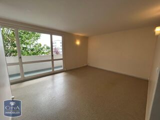  Appartement à louer 3 pièces 56 m²