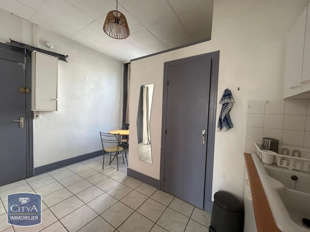 Saint Bruno - A LOUER APPARTEMENT MEUBLE 1PIECE + CUISIN....