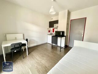  Appartement à louer 1 pièce 19 m²