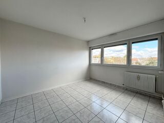  Appartement � louer 5 pi�ces 95 m� Montbeliard