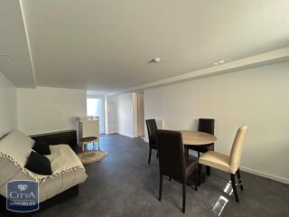  Appartement à louer 2 pièces 40 m²