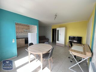  Appartement à louer 1 pièce 32 m²