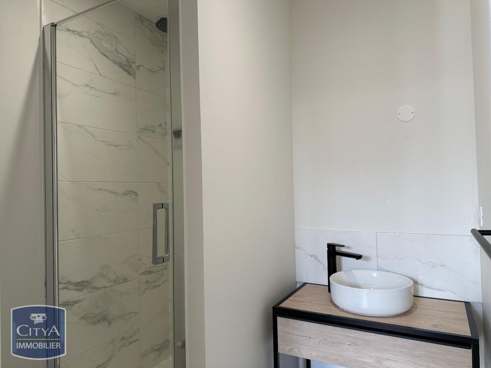 location Appartement - 4 pièce(s) - 78 m² Tassin-la-Demi-Lune (69160)