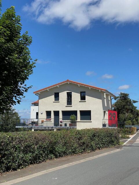  Appartement � louer 3 pi�ces 82 m�