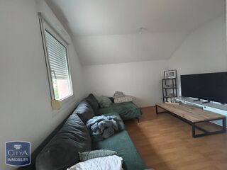  Appartement à louer 6 pièces 108 m²