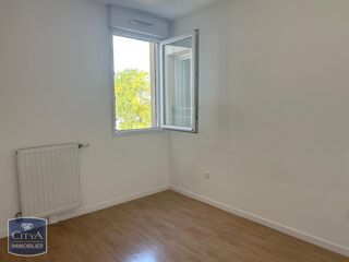  Appartement à louer 3 pièces 55 m²