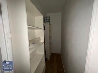  Appartement à louer 1 pièce 35 m²