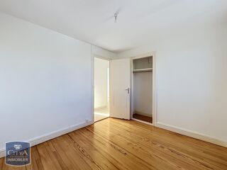  Appartement à louer 3 pièces 50 m²