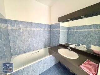  Appartement à louer 2 pièces 47 m²