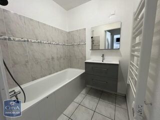 Appartement à louer 2 pièces 42 m²