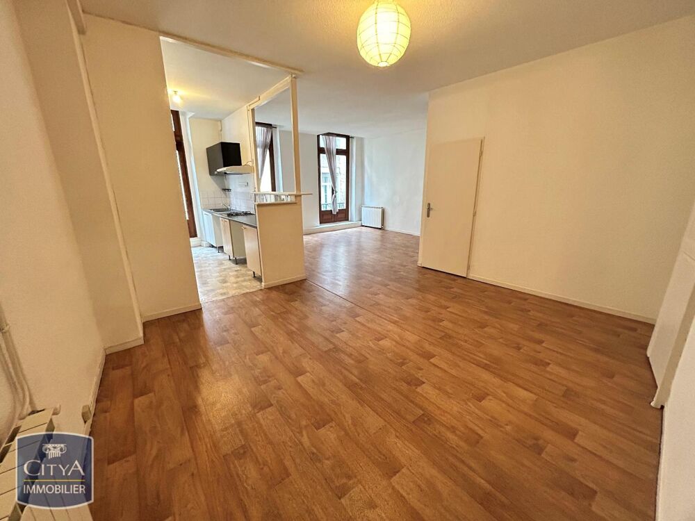 À LOUER : Découvrez cet appartement T4 spacieux et lumin....