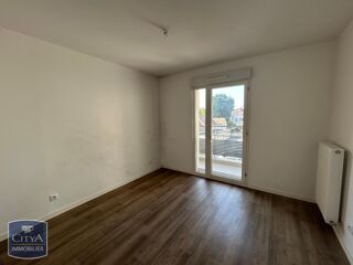  Appartement à louer 2 pièces 45 m²