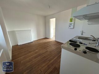 Appartement à louer 2 pièces 32 m²