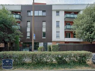  Appartement à louer 2 pièces 45 m²