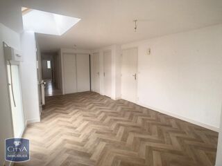  Appartement à louer 4 pièces 72 m²