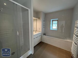  Appartement � louer 5 pi�ces 128 m�