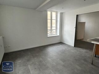  Appartement à louer 2 pièces 55 m²