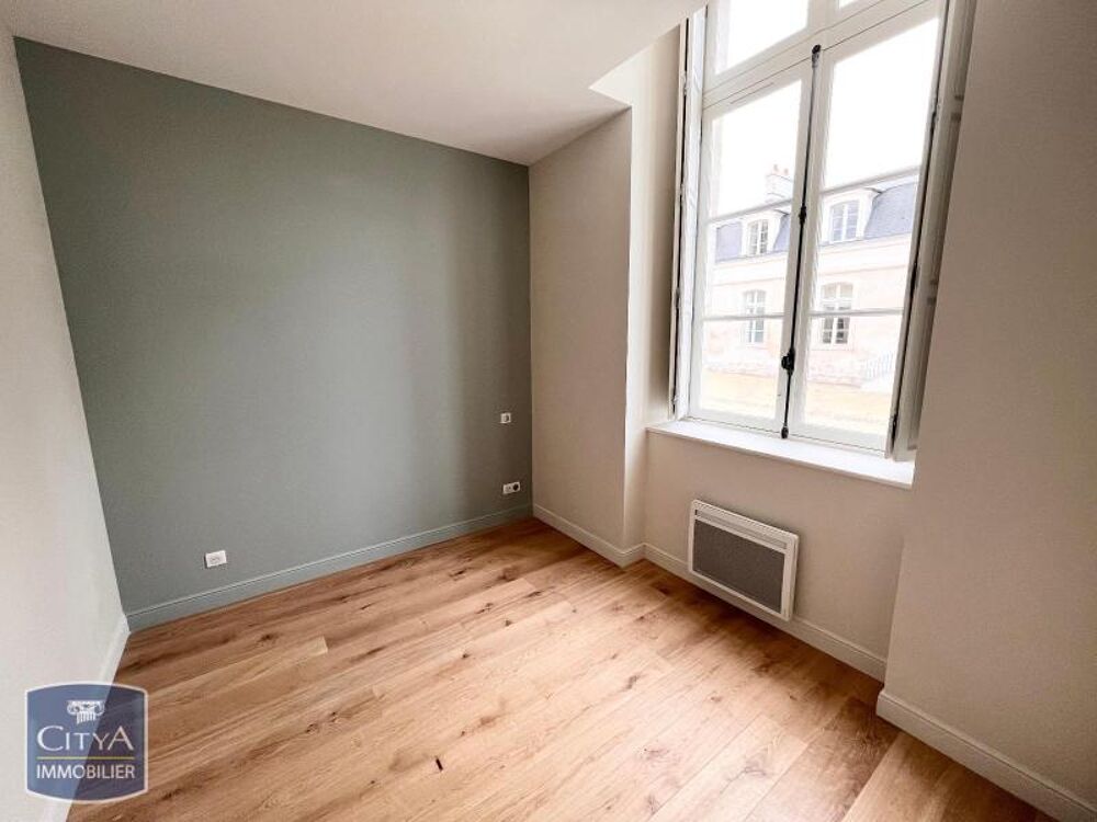 location Appartement - 2 pièce(s) - 57 m² Fontenay-le-Comte (85200)