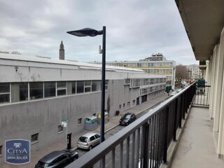  Appartement à louer 3 pièces 64 m²