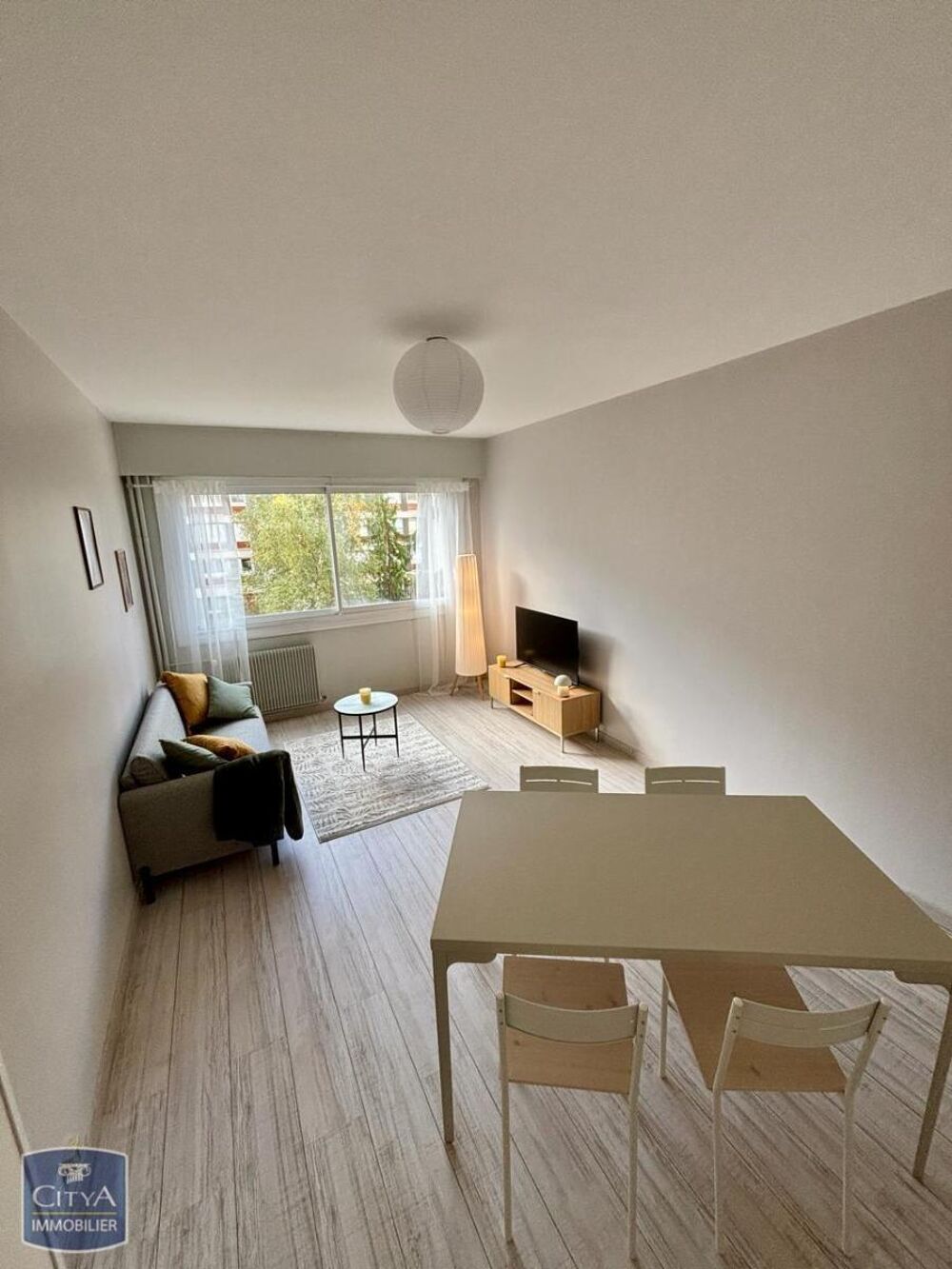 location Appartement - 2 pièce(s) - 47 m² Le Mans (72000)