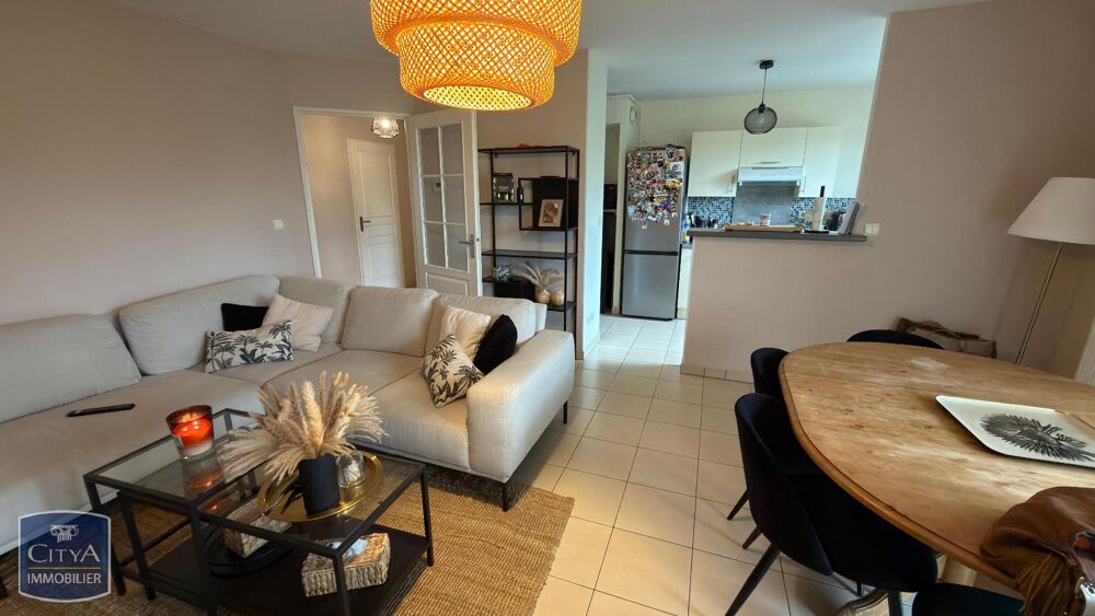 location Appartement - 3 pièce(s) - 80 m² Saint-Laurent-Blangy (62223)
