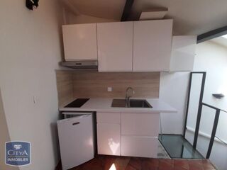  Appartement à louer 2 pièces 28 m²