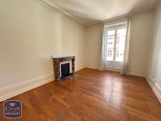  Appartement à louer 3 pièces 69 m²