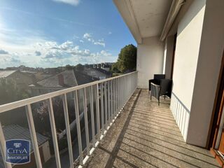  Appartement à louer 3 pièces 67 m²