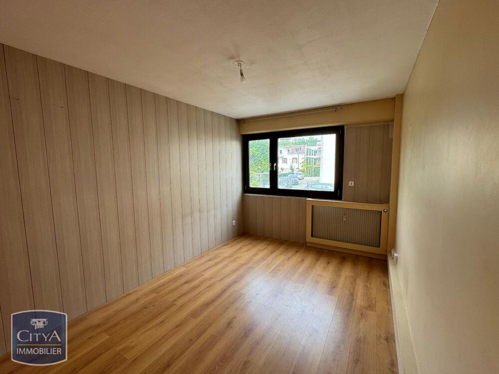 A LOUER - Charmant appartement rénové de type T2 à Besan....