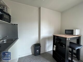  Appartement à louer 1 pièce 28 m²