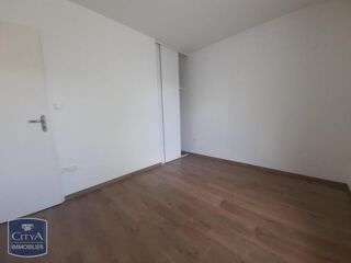  Appartement à louer 3 pièces 66 m²