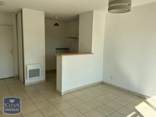  Appartement à louer 2 pièces 37 m²