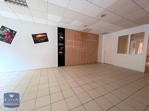   Location / Local Commercial - 77 m² 