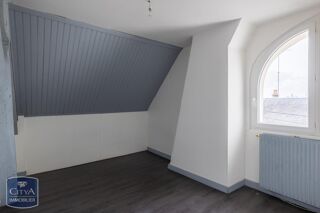  Appartement à louer 4 pièces 78 m²