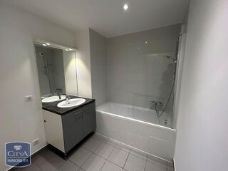  Appartement à louer 2 pièces 54 m²