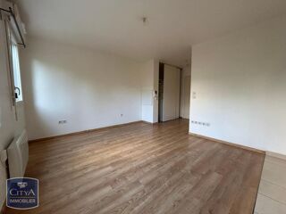  Appartement à louer 1 pièce 28 m²