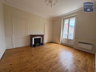  Appartement à louer 4 pièces 92 m²