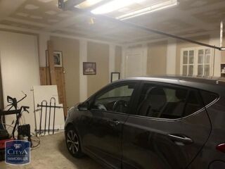  Villa à louer 5 pièces 185 m²