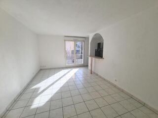  Appartement à louer 2 pièces 55 m²