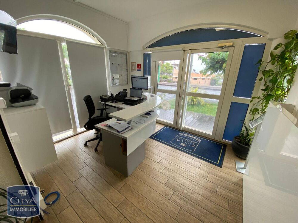   Location / Local Commercial - 150 m² 