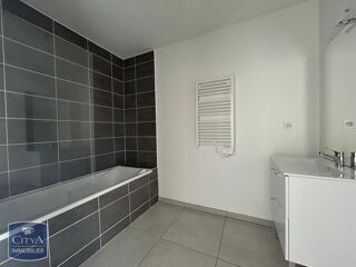  Appartement à louer 3 pièces 62 m²